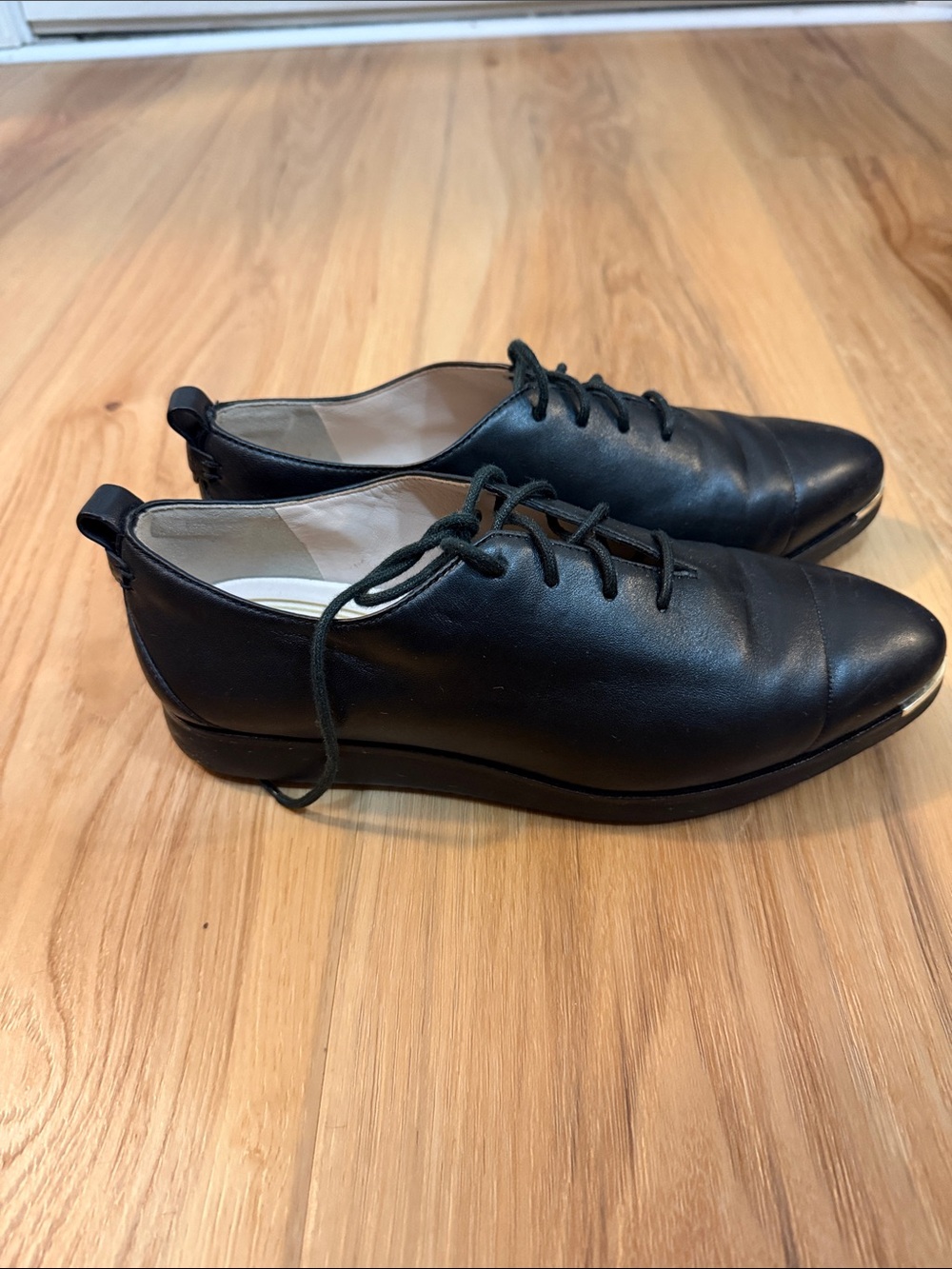 100% Soft leather COLE HAAN Black Lace-Up Shoes